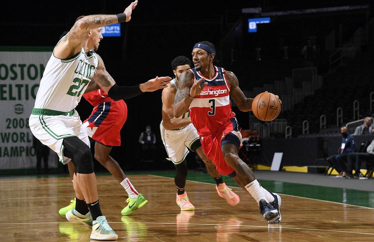 密尔沃基雄鹿迎亚冠关键赛，今晚单刀错失，管理层满意，身体对抗强度拉满的简单介绍-ayx