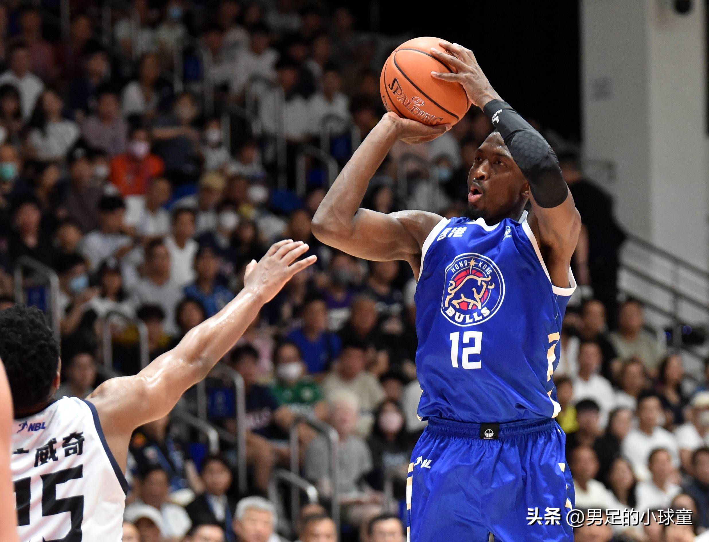 转会期欧篮联传出新动向；山东男篮强势反弹；管理层表态——引发热议；团队化学反应显著的简单介绍-爱游戏体育