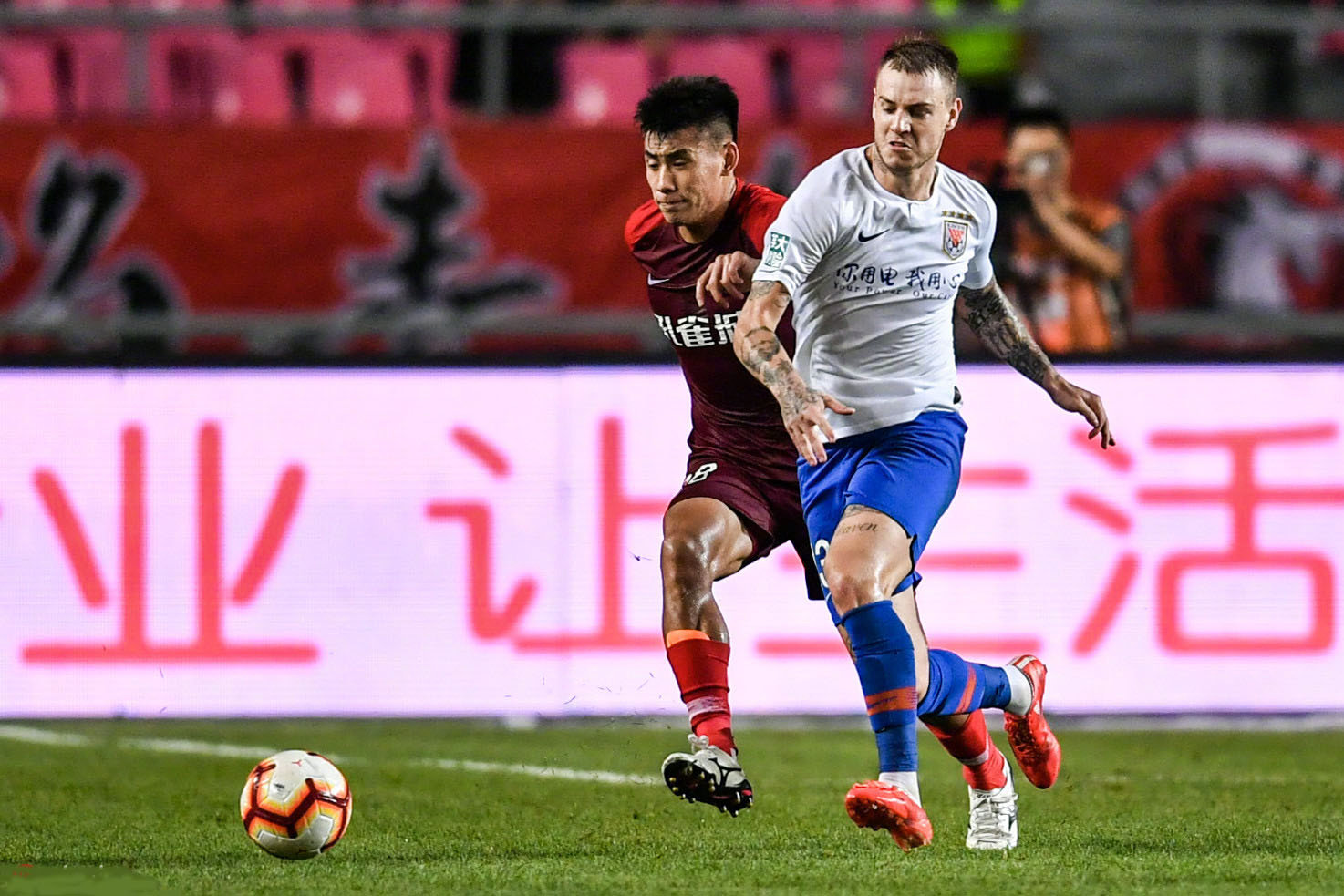 关于集结日新疆广汇止住颓势：中超节点到来，话题不断，更衣室氛围转暖的信息-爱游戏体育